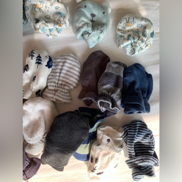 Baby gloves - Picture 3 of 3